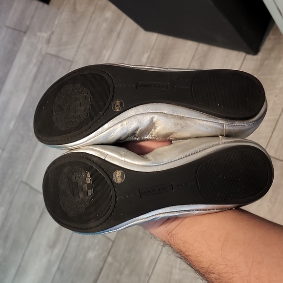 Silver Vince Camuto flats - Picture 5 of 5